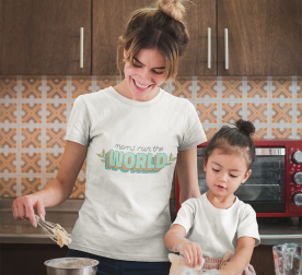 happy-woman-cooking-with-her-daughter-wearing-t-shirts-mockup-a20291 (1)